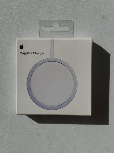 Apple MagSafe беспроводное зарядное 