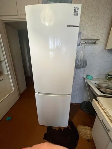 Холодильник BOSCH