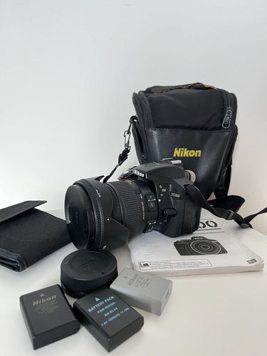 Фотоаппарат Nikon d5300 и объектив Объектив Sigma 