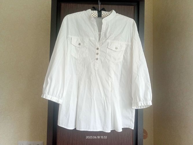 Белая рубашка или блузка 