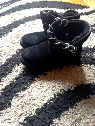 Зимние сапожки ботинки размер40