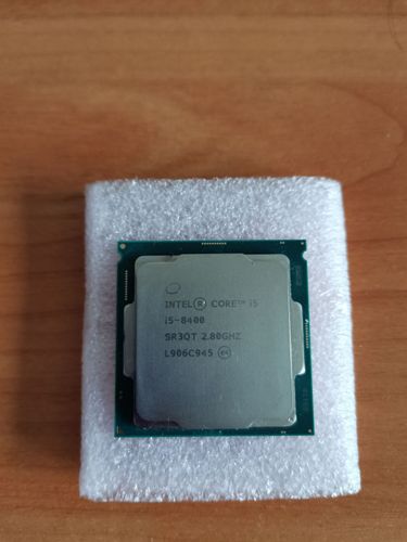 Процессор i5-8400