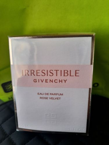 Givenchy Irresistible Rose Velvet Eau De Parfum 35