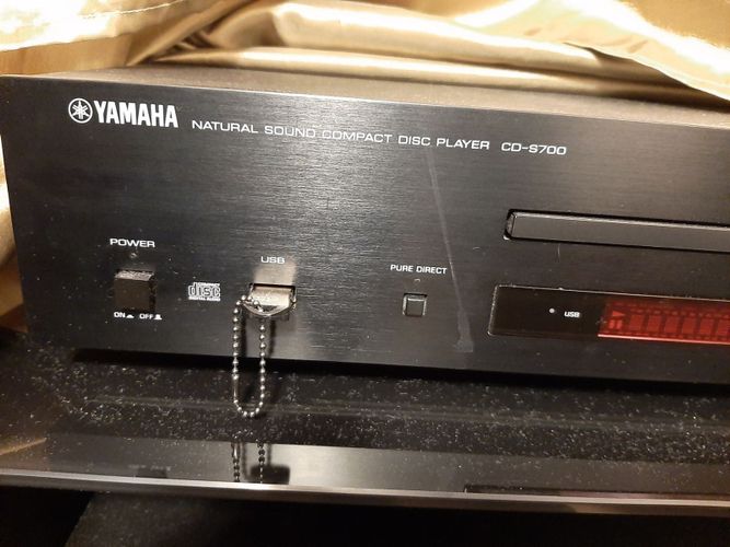  Yamaha CD-S700