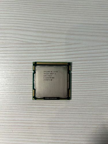 Intel Core i5-750 2,66 ГГц четырехъядерный