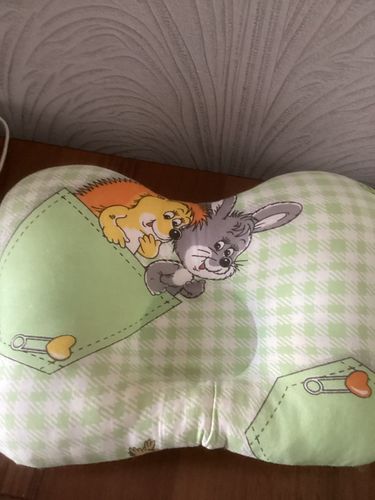 Подушка для новорожденного новая