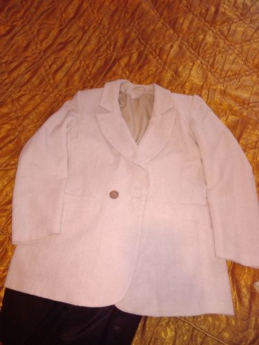 Пиджак из натуральной ткани 