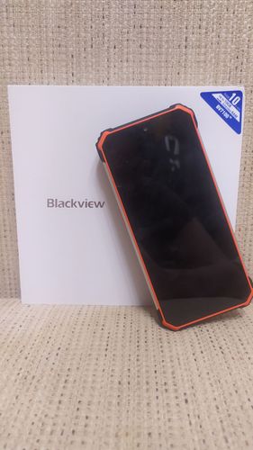 Ударопрочный смартфон Blackview BV7100