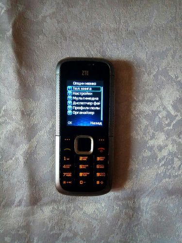 Мобильный телефон ZTE R221