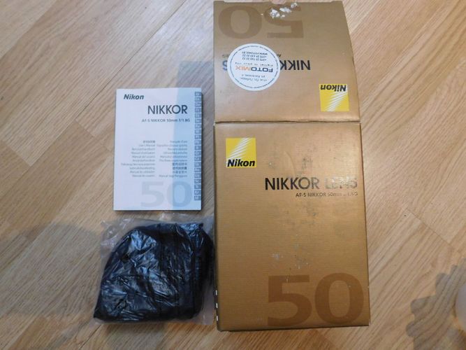 Упаковка коробка от объектива Nikon Nikkor AF-5