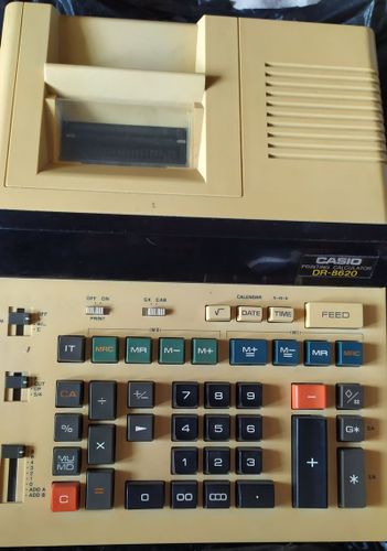 калькулятор CASIO DR-8620