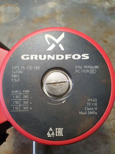 Насос циркуляционный Grundfos UPS 25-100
