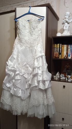 Свадебное платье р 46(торг)
