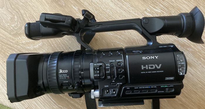 Камера Sony hvr z1