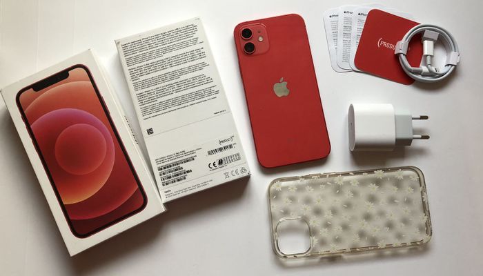 Apple iPhone 12 64Gb Red
