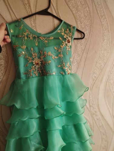 Платье Березовского цвета 