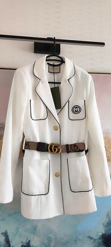 Женский пиджак GUCCI в комплекте ремень 