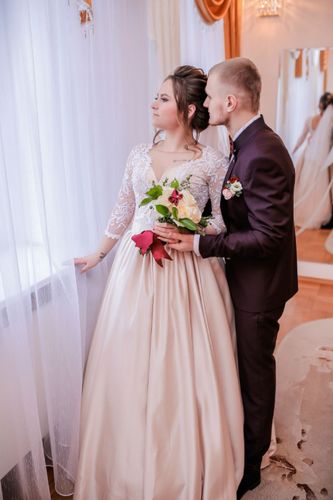 Свадебное платье и жилетка из песца 