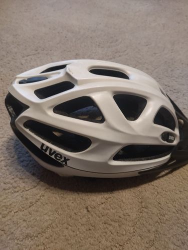 Шлем велосипедный UVEX