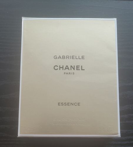 Chanel Gabrielle Essence