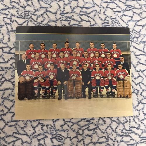 Автографы сборной Канады по хоккею 1964 год