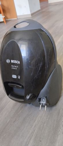 Пылесос Bosch BSN2100RU неисправный