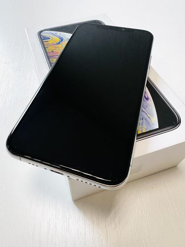 iPhone XS 64гб Silver 
