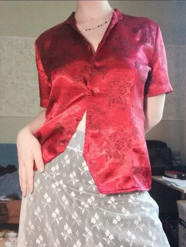 Винтажная блузка красная
