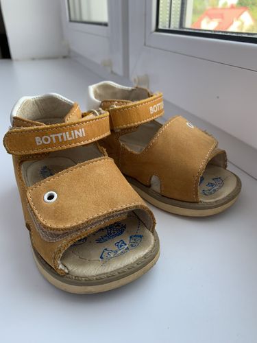 Детские сандали BOTTILINI