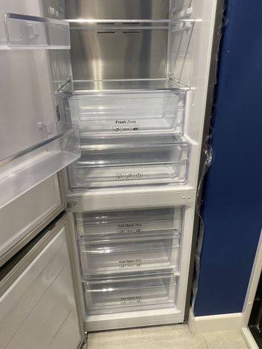холодильник Samsung
