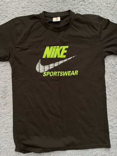 Футболка Nike (M размер)