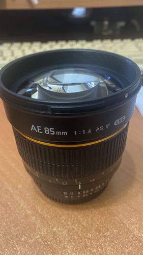 Samyang 85mm f/1.4 AS IF UMC AE для Nikon F