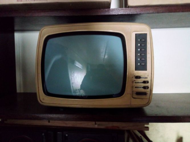 Телевизор ч/б из СССР. В рабочем состоянии.
