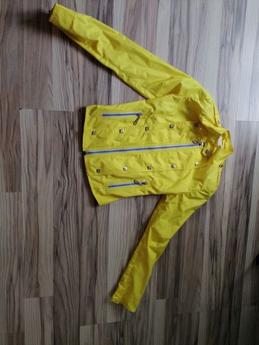Куртка ветровка для девочки на рост 158см
