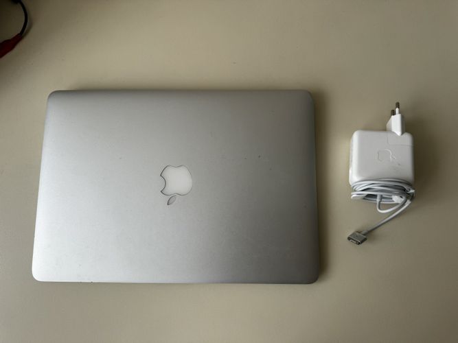 MacBook Air 13 2017 новые АКБ и з/у