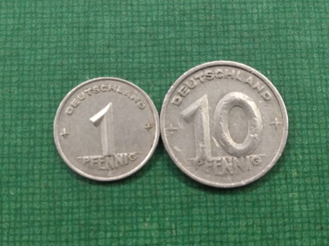 2 монеты ГДР.