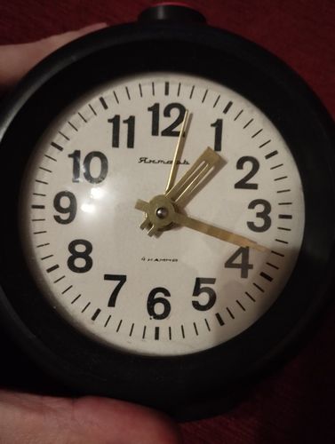 Часы Янтарь 4 камня СССР