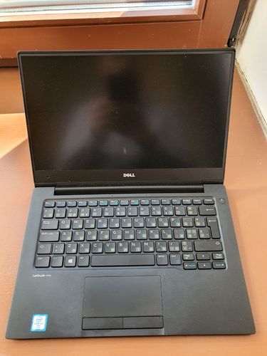 Ноутбук Dell 7370 i7/16gb новый