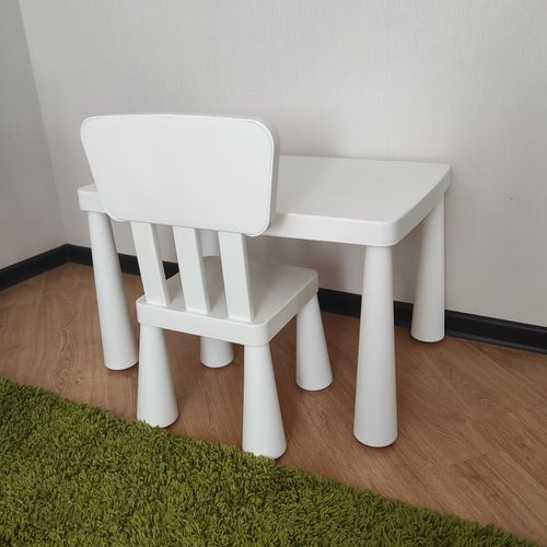 Детский стол и стул IKEA 