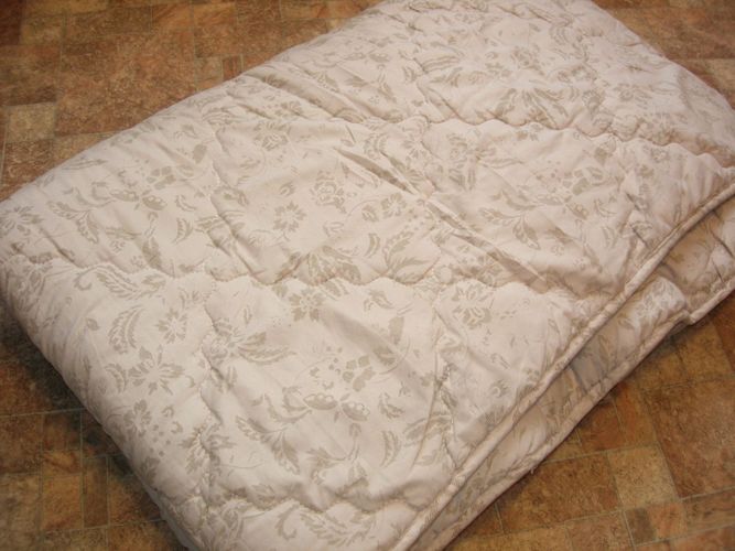 Одеяло синтепоновое, размер 210*170