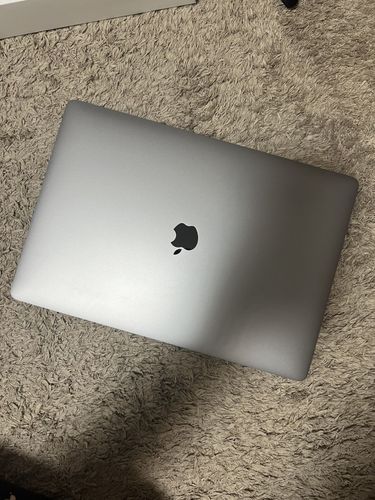 MacBook  pro 16’ 2019 512gb