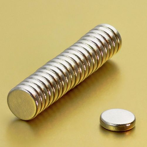 8х2 мм. Неодимовый магнит таблетка N45 оптом дешевле.