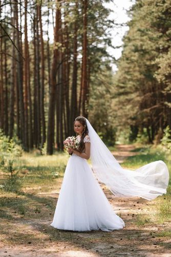 Свадебное платье БЫСТРОМУ ПОКУПАТЕЛЮ ОТДАМ ЗА 350