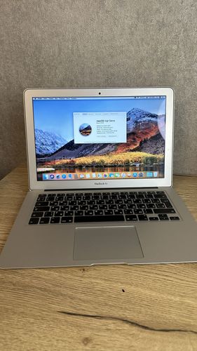 MacBook Air 2017 8/128 silver