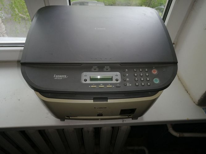 Принтер сканер копир МФУ Canon LaserBase MF3228