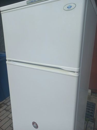 Холодильник 160см,