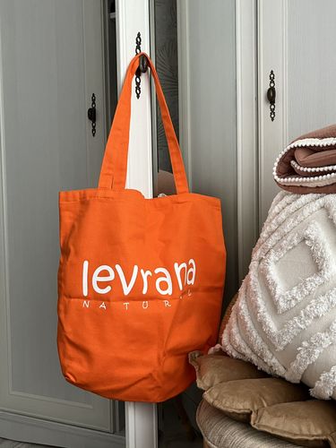 Стильная сумка шоппер от levrana 
