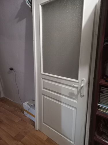 Двери 80х200 см(коробка +наличники)