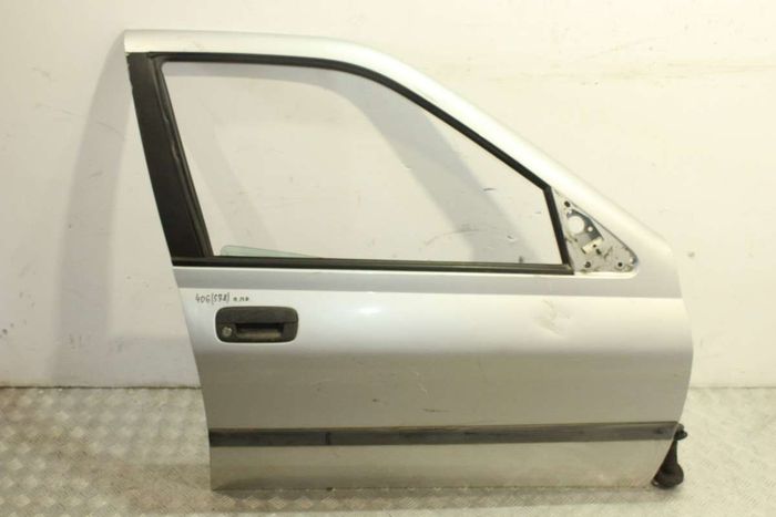Дверь передняя правая Peugeot 406