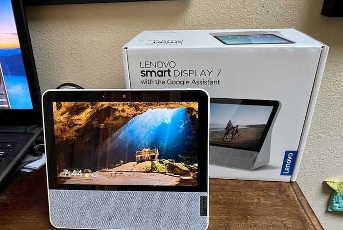 Lenovo Smart display 7 
